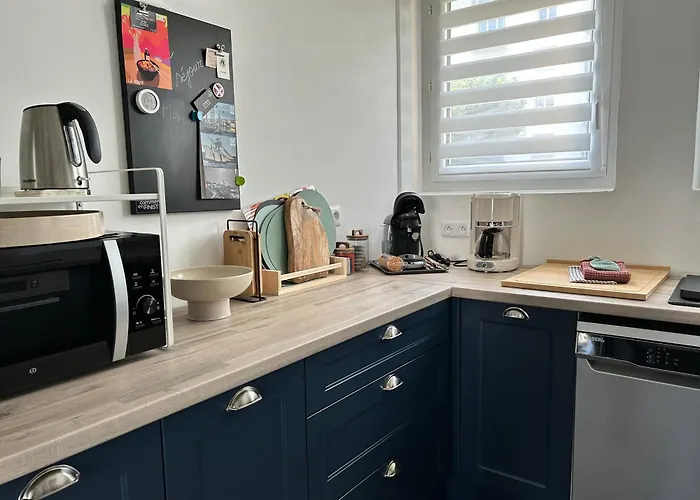 Bel Familial Classe Proche Tram Place De Strasbourg Acces Centre Ville, Plages * Brest