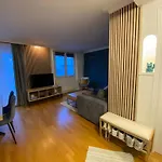 Apartment Bel Familial Classe Proche Tram Place De Strasbourg Acces Centre Ville, Plages *