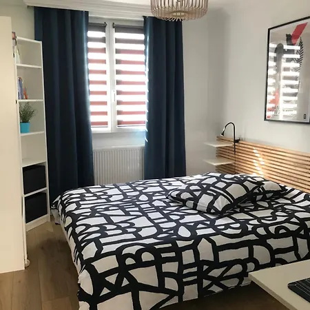 Apartment Bel Familial Classe Proche Tram Place De Strasbourg Acces Centre Ville, Plages