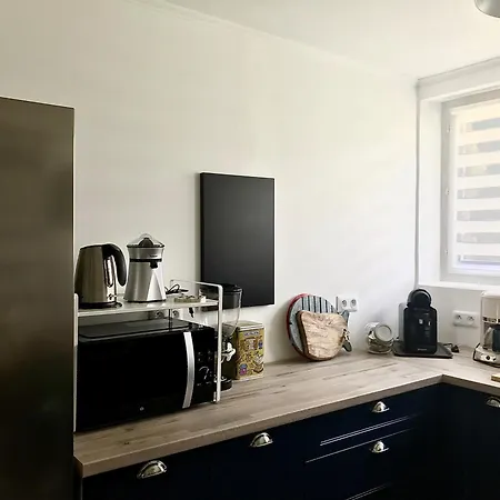 Apartment Bel Familial Classe Proche Tram Place De Strasbourg Acces Centre Ville, Plages *