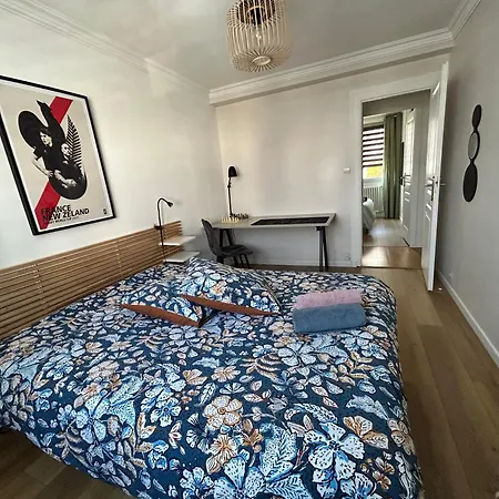 Apartment Bel Familial Classe Proche Tram Place De Strasbourg Acces Centre Ville, Plages *