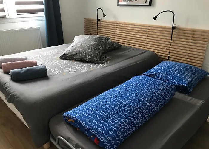 Appartement Bel , Proche Tram Place De Strasbourg Accès Centre Ville, Plages *