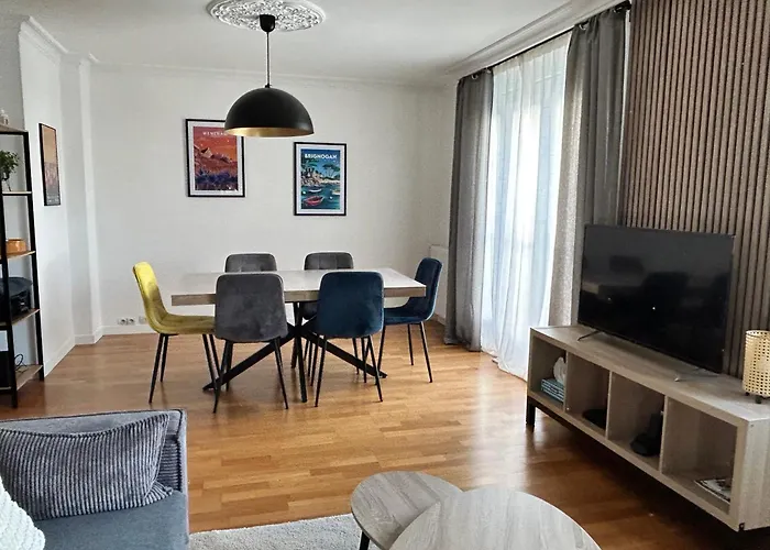 Appartement Bel , Proche Tram Place De Strasbourg Accès Centre Ville, Plages Brest