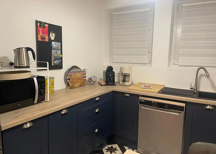 Bel , Proche Tram Place De Strasbourg Accès Centre Ville, Plages