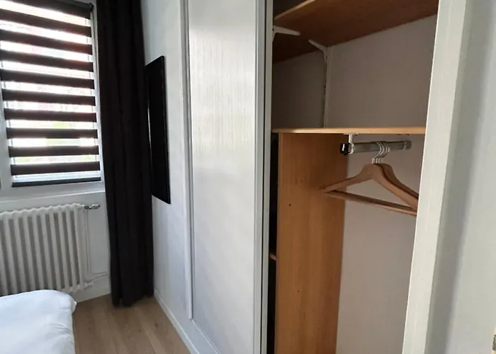 Bel , Proche Tram Place De Strasbourg Accès Centre Ville, Plages Brest